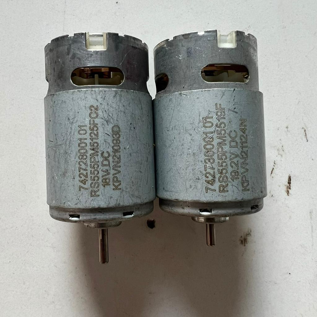 MOTOR 555 - HÀNG THÁO MÁY - CHỔI THAN MỚI 100%