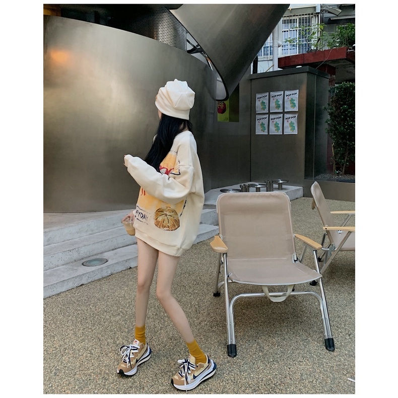 Áo Sweater Nữ Tay Dài Cổ Tròn In Hình Graffiti Phong Cách Hàn Quốc Dễ Phối Đồ | BigBuy360 - bigbuy360.vn