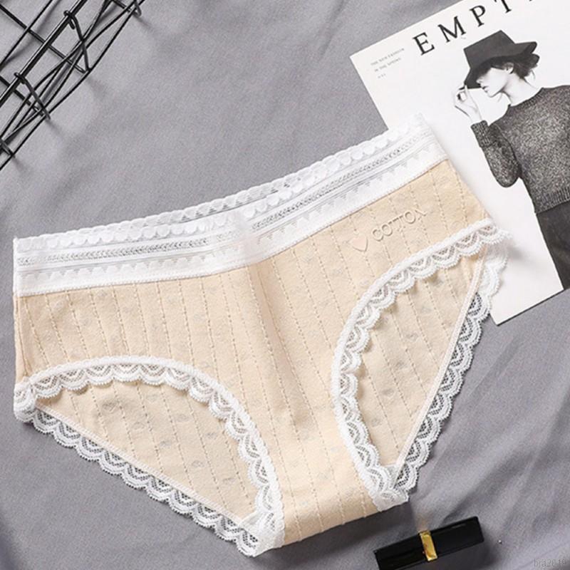 Celana Dalam Brief Wanita Bahan Katun Breathable Aksen Lace Samping Ukuran Besar