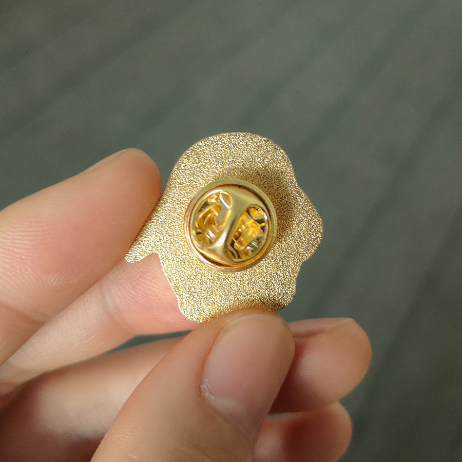 Ghim cài áo QIHE JEWELRY hình chú gà con đáng yêu trang trí túi xách cho bé