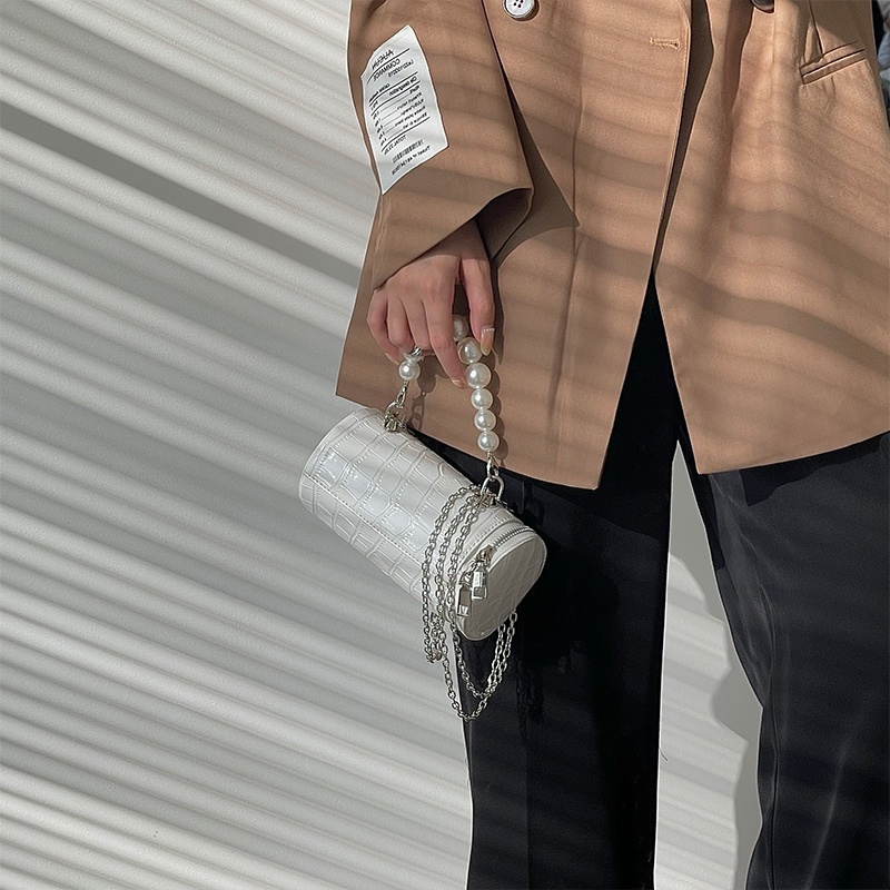 Túi Đeo Chéo Vân Da Cá Sấu Phối Dây Xích Đính Ngọc Trai Phong Cách Cổ Điển Thời Trang Cho Nữ