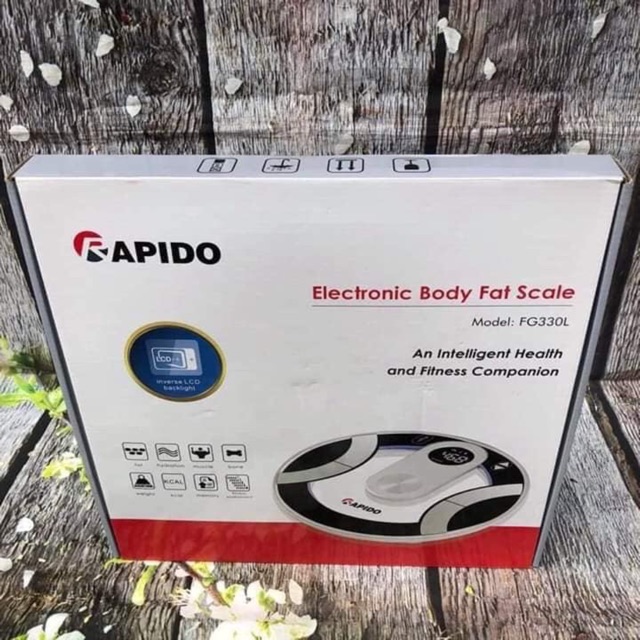 Cân sức khỏe và phân tích các chỉ số cơ thể Rapido của hãng Ferroli.