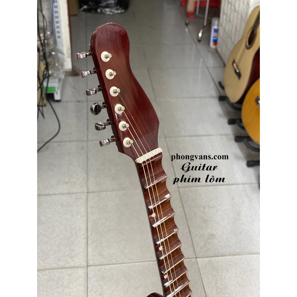 Đàn guitar vọng cổ thùng phím lõm