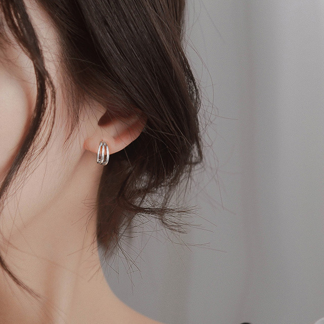 Khuyên tai 3 vòng nhỏ thiết kế thời trang cho nữ
