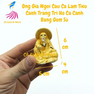 Ông già ngồi câu cá bằng gốm sứ làm tiểu cảnh trang trí hồ cá cao 6 cm