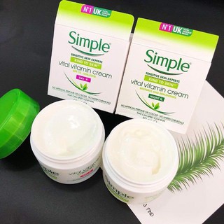 Kem Dưỡng Ban Ngày Simple Kind to Kind Vital Vitamin Cream Day SPF15 - 50ml