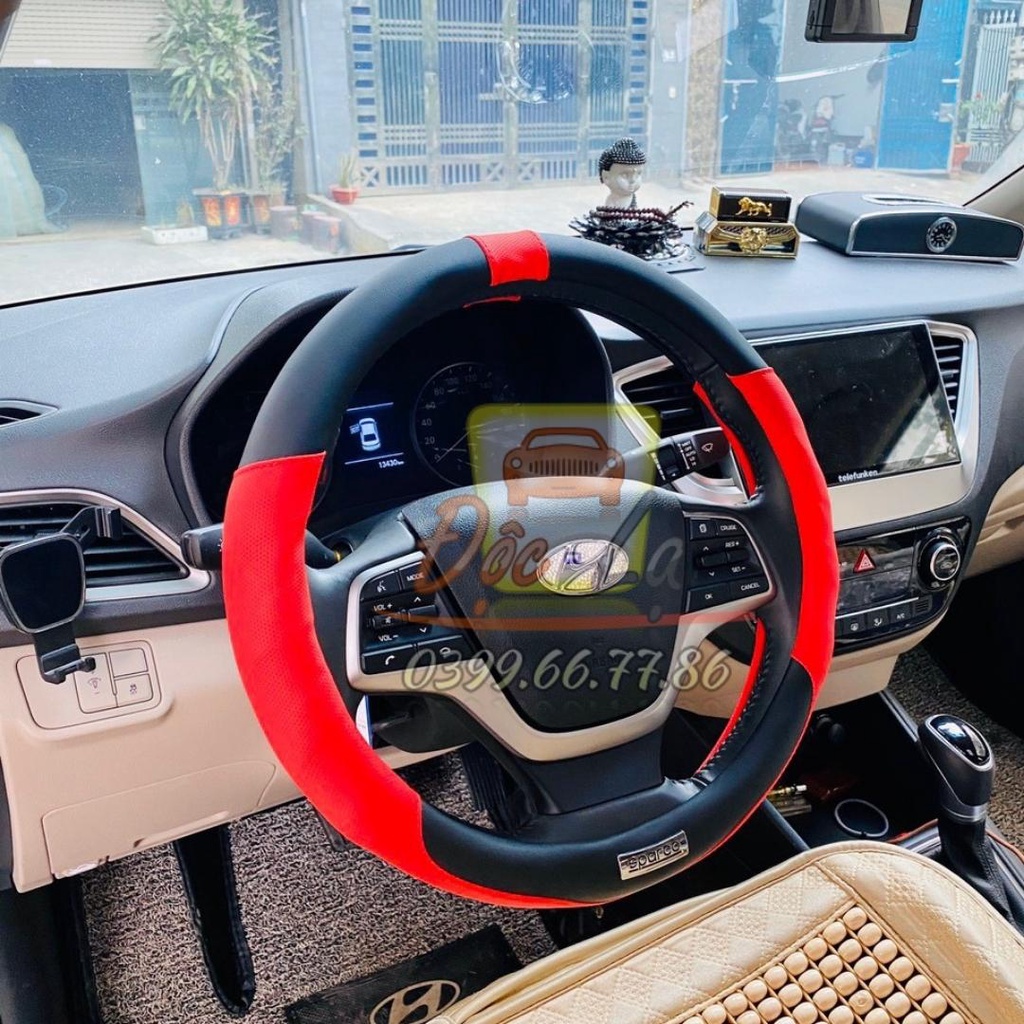 Bọc vô lăng Sparco tem kim loại cao cấp size 38cm dành cho mọi dòng xe từ 4 - 7 chỗ