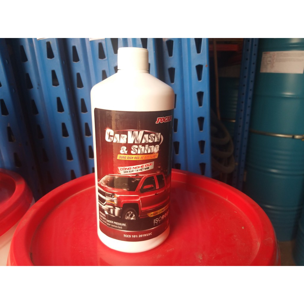 Dung dịch bọt tuyết rửa xe Focar Car Wash Shine loại 1L  - Rửa được 120 xe