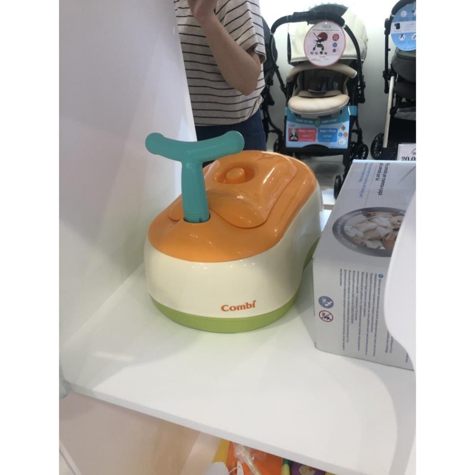 Nắp bô Combi vệ sinh cho bé màu cam