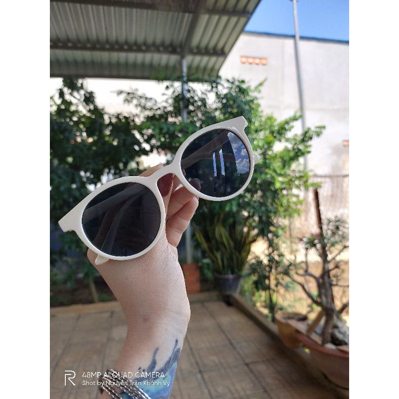 Mắt Kính V thời trang