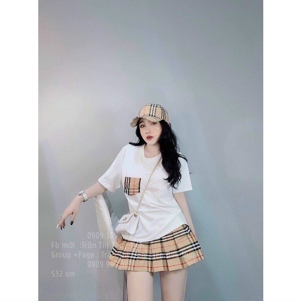 Set bộ áo thun cổ tròn form rộng chân váy xếp ly họa tiết kẻ sọc caro nâu búp cực sang chảnh