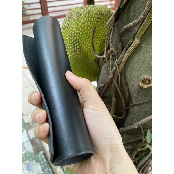 Da bò chân kim đen dày 2li