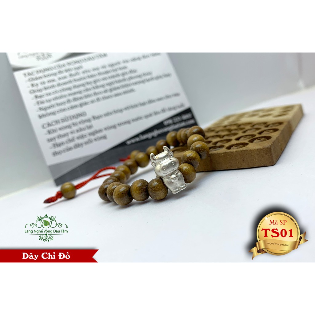 Vòng dâu tằm giúp bé ngủ ngon, giảm quấy khóc đêm, kỵ người vía nặng