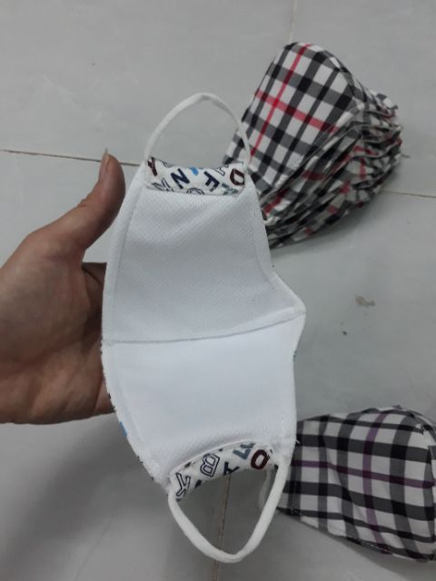 Khẩu trang vải trẻ em - Hàng 3 lớp vải xịn | BigBuy360 - bigbuy360.vn