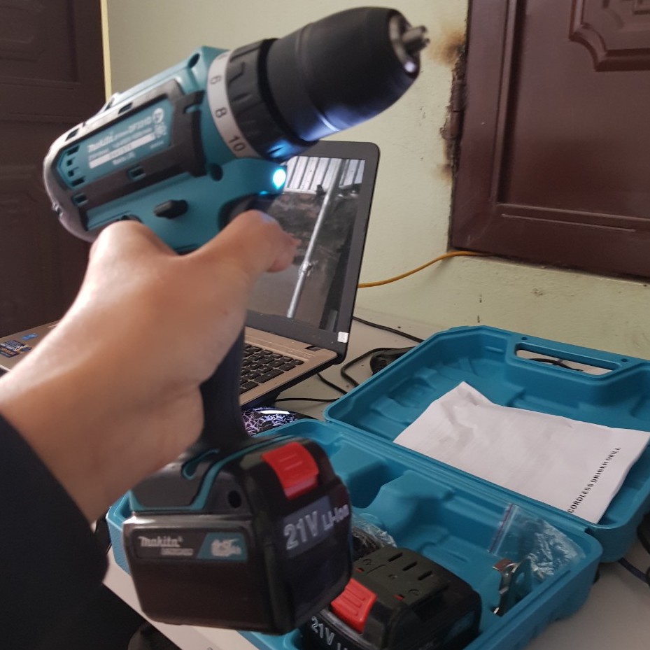 MÁY Khoan Pin MAKITA 21V 2 CHỨC NĂNG ( khoan, bắt vít ) - TẶNG 1 mũi khoan +1 mũi vít , MAKITA chữ nổi, 100% Đồng