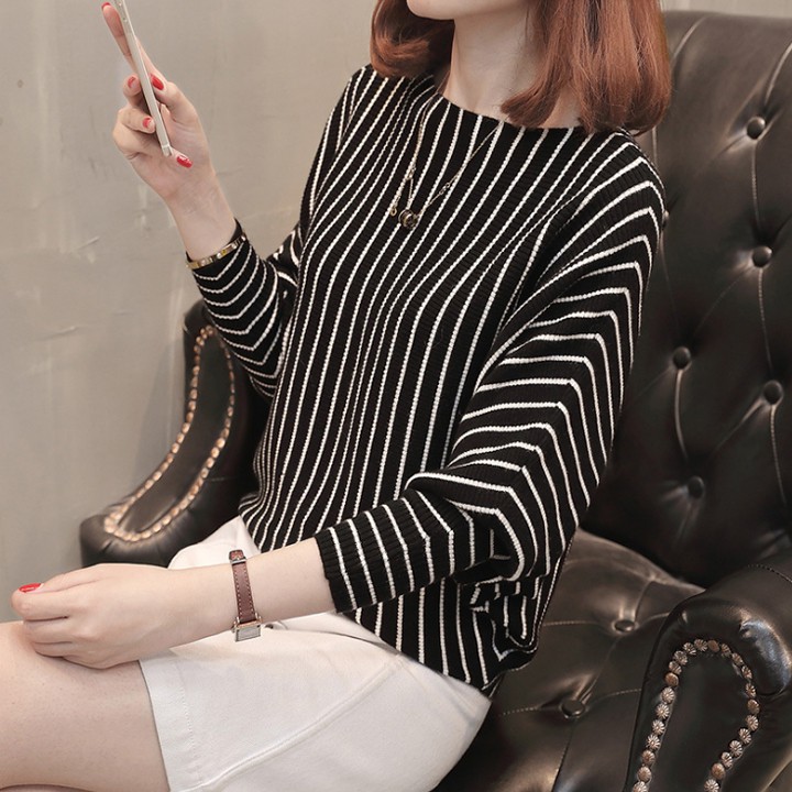 Áo len nữ đẹp dáng form rộng phối sọc big size | BigBuy360 - bigbuy360.vn