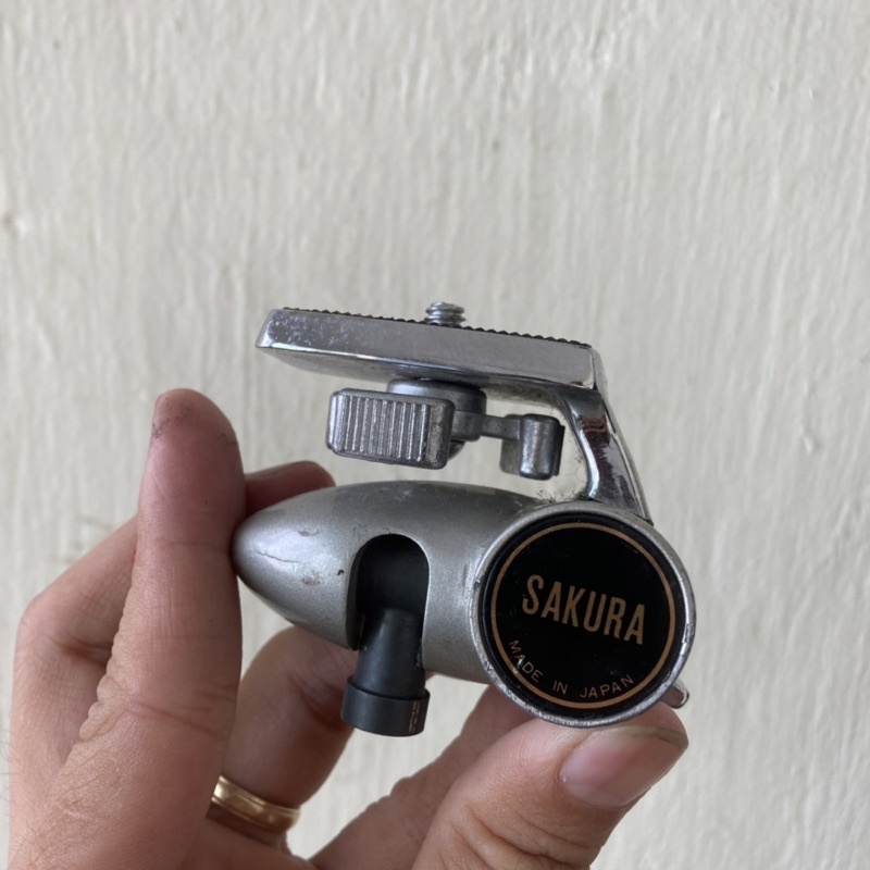 Đầu chân máy ảnh Sakura - Đầu chân inox Hakuba