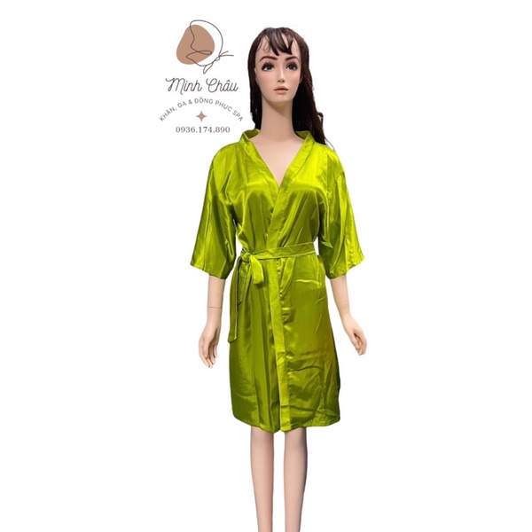 ÁO CHOÀNG LỤA TRONG SPA, SALON