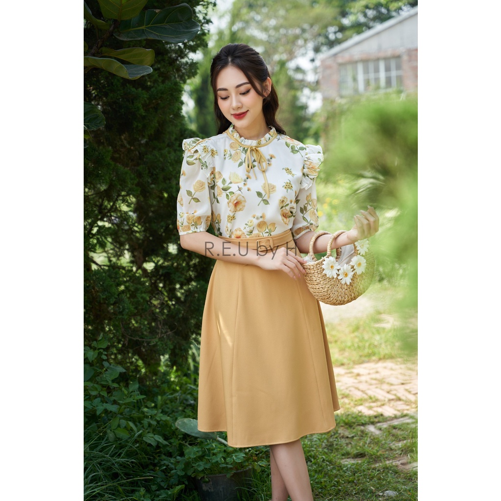 Áo hoa tay lỡ