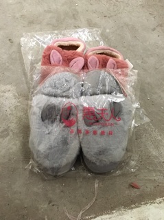 Giày lót lông có cục bông tai thỏ