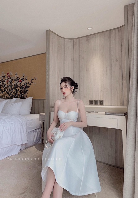 Đầm xoè mai phương bùi