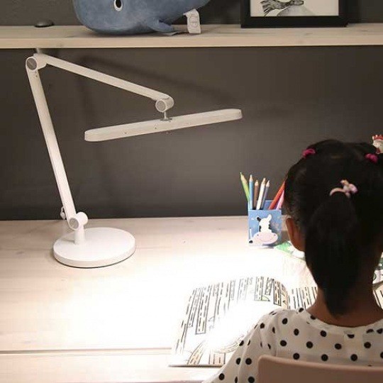 Đèn bàn Yeelight LED Vision Desk Lamp V1 12W - điều khiển thông minh MiHome