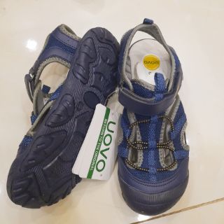Giày sandan UOVO