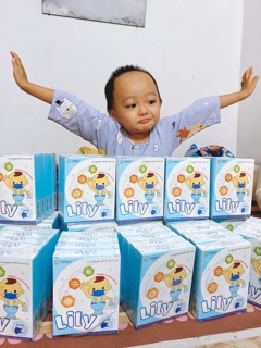 Khẩu trang em bé Lily
