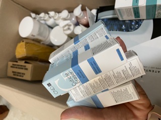 Kem dưỡng viền móng CND Cuticle Eraser