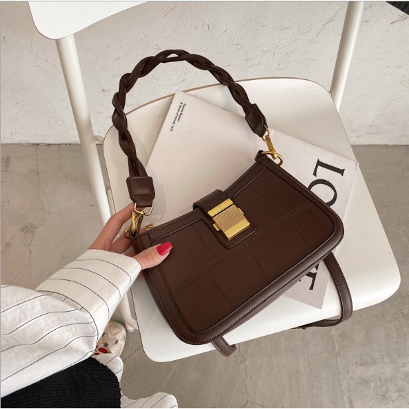 Túi da vân sần đeo chéo, đeo vai S029