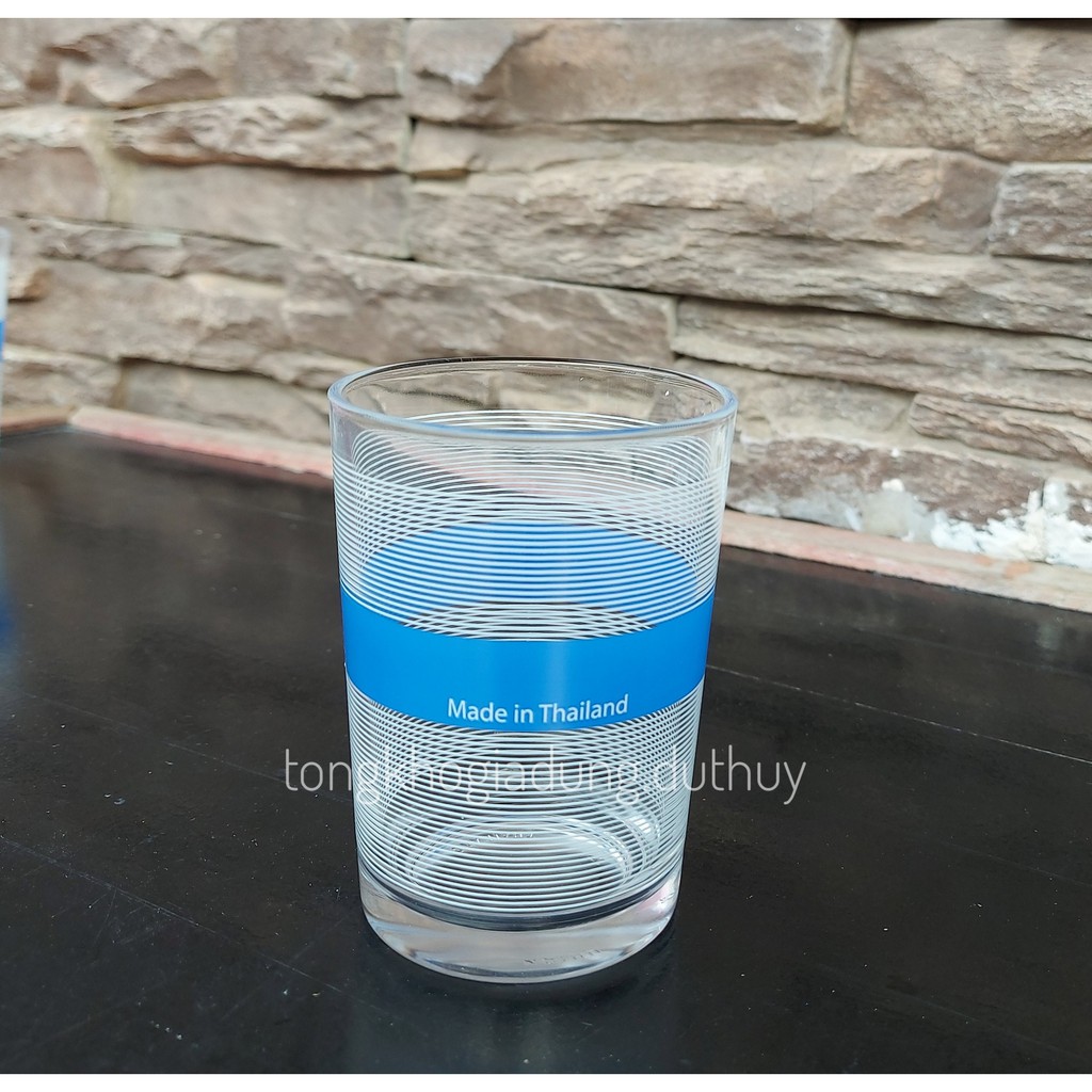 Bộ bình ly thủy tinh Thái Lan kèm 6 ly chất liệu thủy tinh an toàn, bền bỉ chịu nhiệt đến 80 độ, thiết kế sọc đẹp mắt