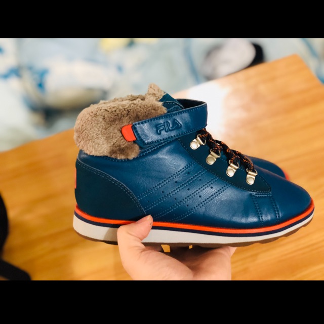 Giày trẻ em Fila size 215(23cm)