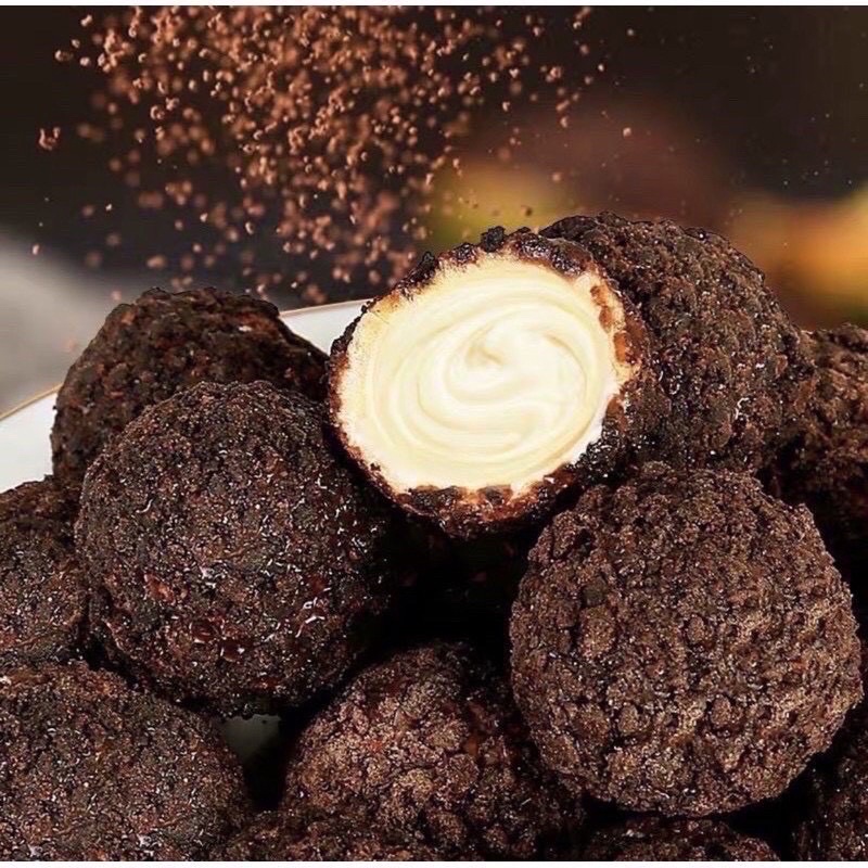 XÔ BÁNH SOCOLA OREO BỌC SỮA TAN CHẢY WOW