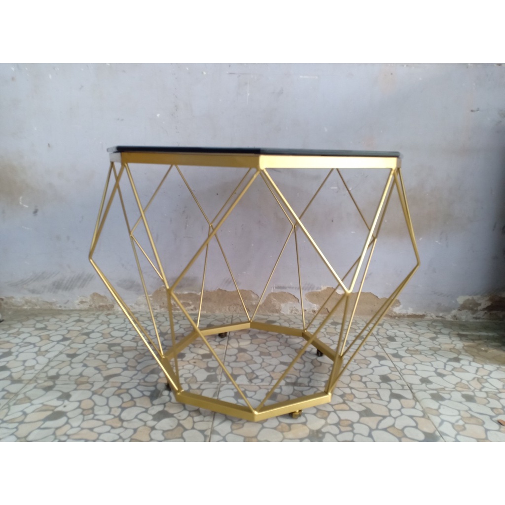 Bàn trà sofa KIM CƯƠNG  khung VÀNG ,kính cường lực BÁT GIÁC ĐEN ... SANG ..XỊN..XÒ