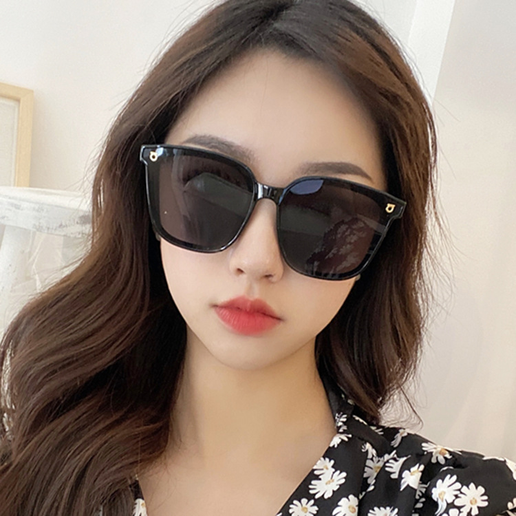 Kính Mát Gọng Vuông Phong Cách Hàn Quốc Thời Trang Cho Nam Và Nữ