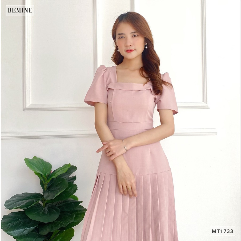 Đầm công sở nữ kiểu dáng cổ vuông tà xếp ly BEMINE MT1733HONG | BigBuy360 - bigbuy360.vn