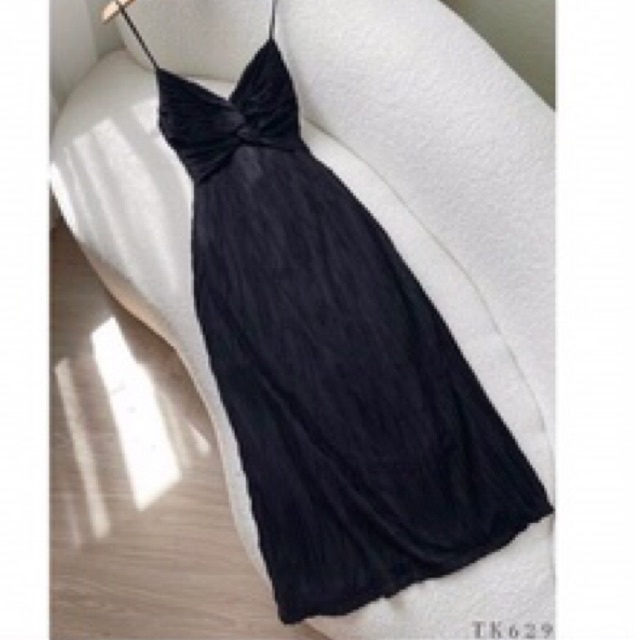 Đầm hai dây xoắn ngực chất vải xốp xịn xò LY alohashop91