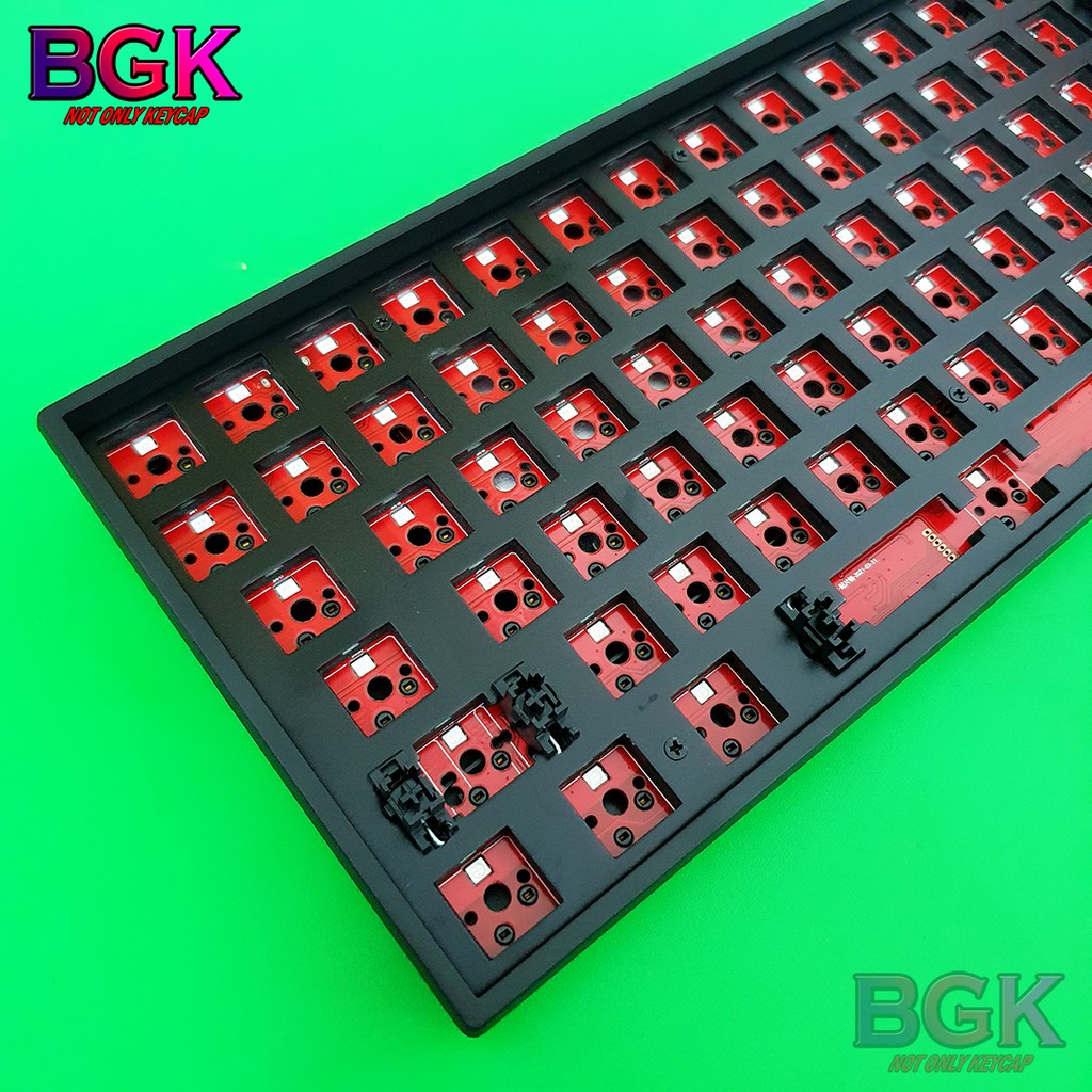 Bộ KIT DIY F84 Black RGB 3 chuẩn kết nối type-c 2.4G Bluetooth 5.0 Hotswap 5 pin có mút tiêu âm Pin 6000Mah