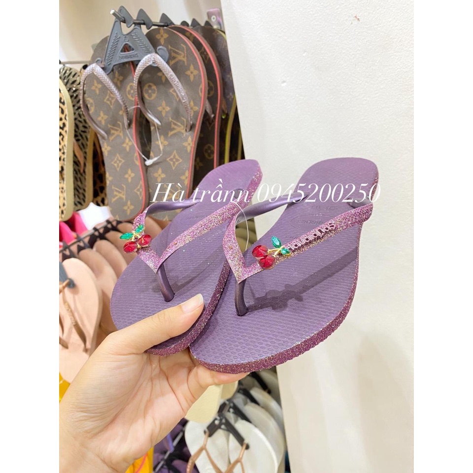 Charm gắn dép mẫu Cherry