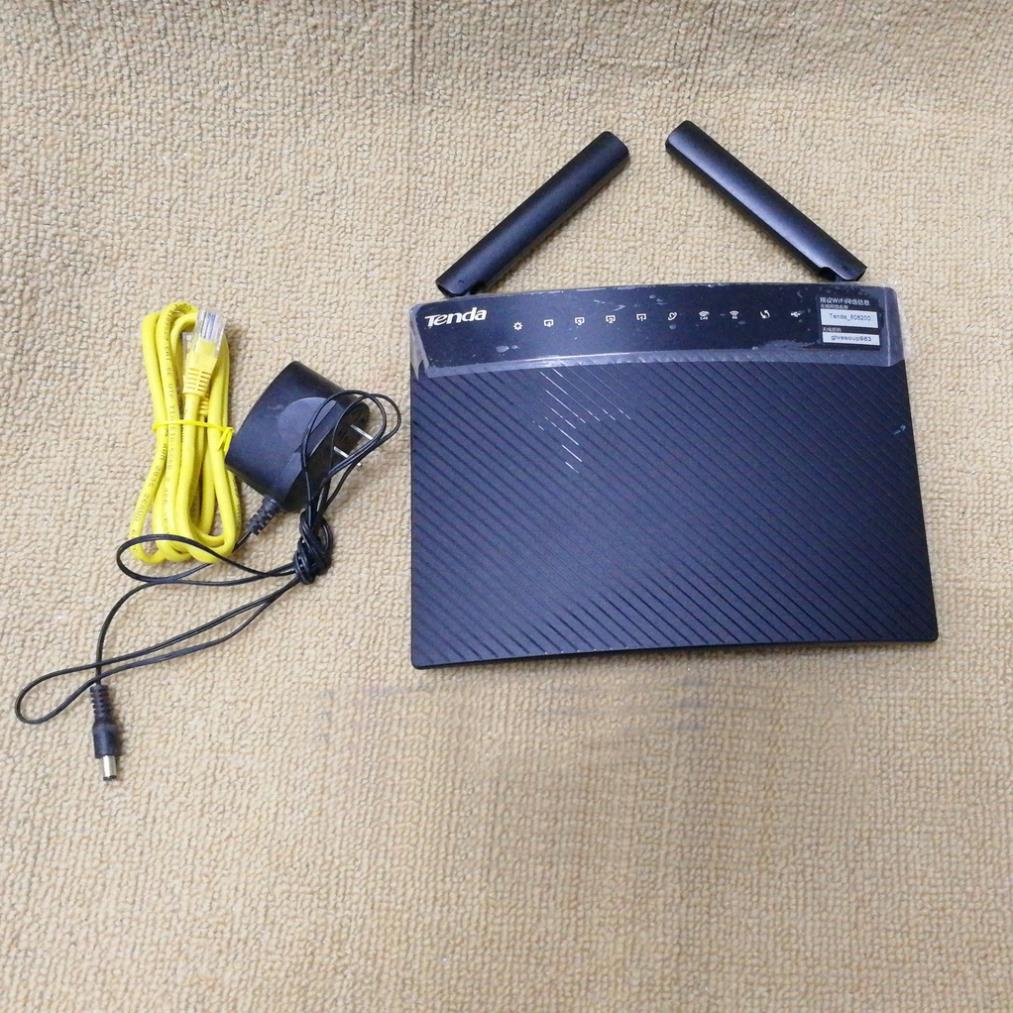 Bộ phát wifi, router wifi Tenda AC9 chuẩn AC1200 Lan Gigabit hỗ trợ IPTV chịu tải 30 máy