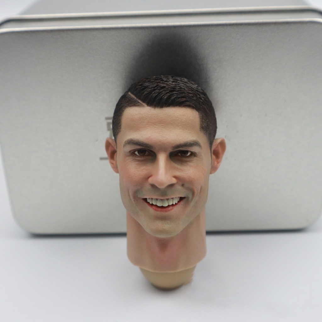 Mô hình đầu nhân vật Cristiano Ronaldo tỉ lệ 1/6 12"