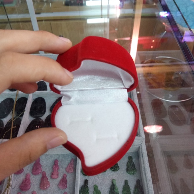 Hộp Tim Hoa Hồng Đựng Nhẫn Đôi Hình Trái Tim Siêu Đẹp