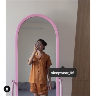 Bộ lụa cộc tay sz S,M màu vàng nghệ