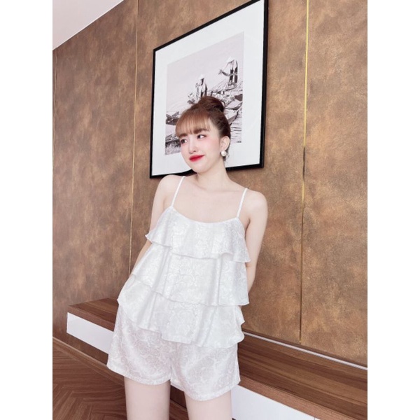 Bộ dây đùi lụa gấm phối tầng, trơn xinh