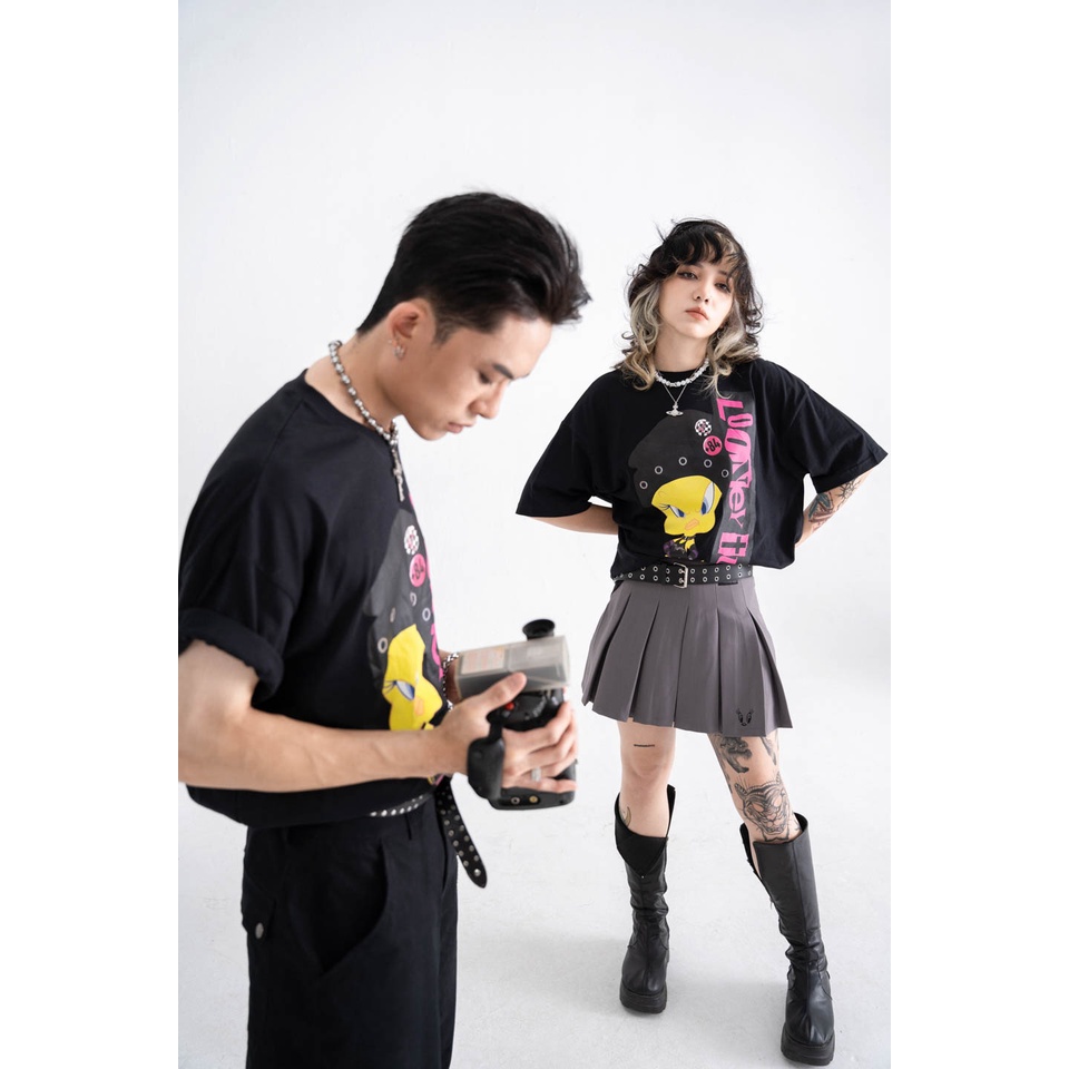 Áo Thun BOO Unisex Dáng Regular  Vải Cotton In Nhân Vật Tweety LooneyTunes