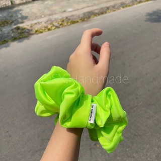 Buộc tóc Neon Scrunchie handmade vải thun lụa