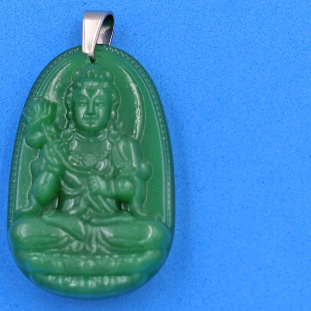 Mặt dây chuyền Đại Thế Chí Bồ Tát đá tự nhiên xanh lá size lớn 5cm - Phật bản mệnh tuổi Ngọ - Tặng kèm móc inox