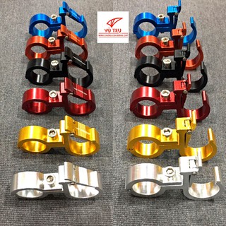 Móc giữa treo đồ PCX nhôm đủ màu thời trang