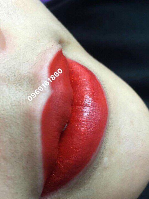 Mực phun xăm thẩm Mỹ