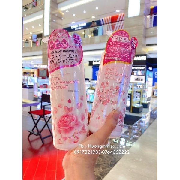 Sữa tắm Manis hoa hồng Nhật